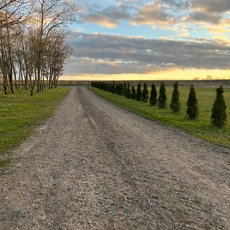 3 Km To Legoland Διαμέρισμα Billund